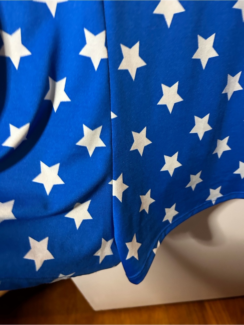 H&M Wonder-Woman Hot Pants Jumper for Halloween - Picture 3 of 4